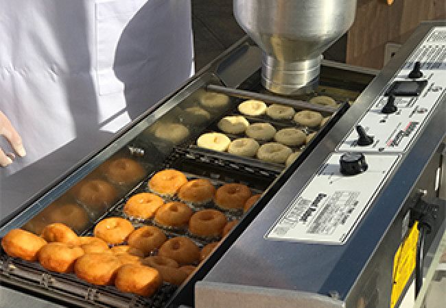 Donut Robot (Mark II / Mark V / Mark VI) by Belshaw (Belshaw Adamatic)