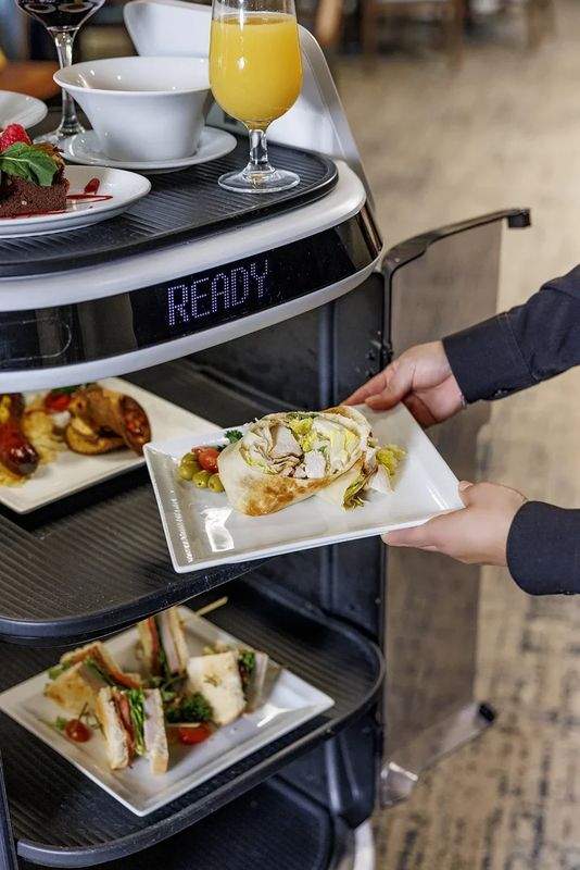 Servi Plus by Bear Robotics